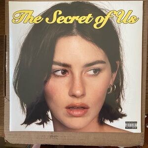 Gracie Abrams Autographed yellow Vinyl